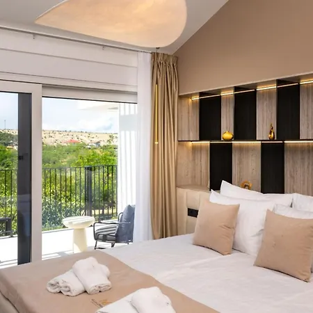 Lucija Loparia Pool&welness By Guide Lopar
