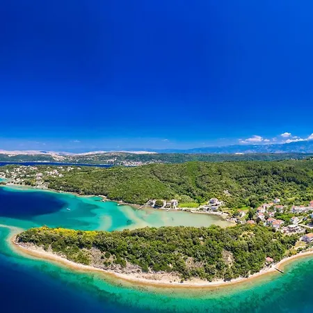 Lucija Loparia Pool&welness By Guide Lopar
